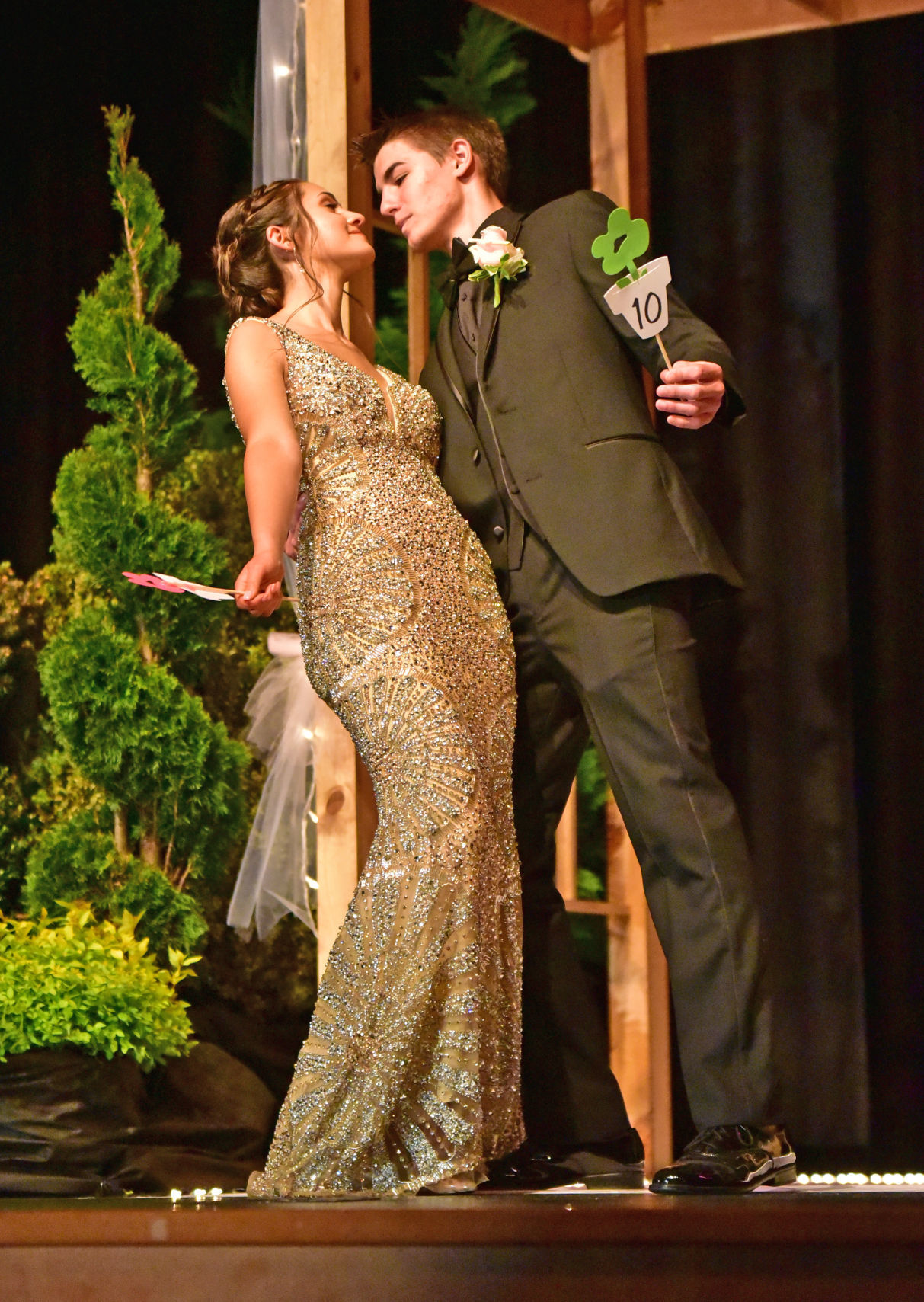 050419_gal_buenaprom 68